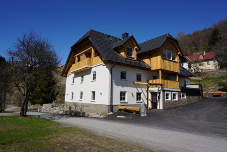 Komplett renovierter Bauernhof-modern-traditionell-erholsam-ideal zum Spazierengehen und Verweilen-viel Natur-Murau-Kreischberg-Steiermark